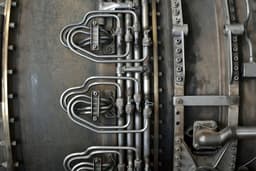 Part of an aircraft engine (Metal - technical) — Photo Ries Bosch / Unsplash