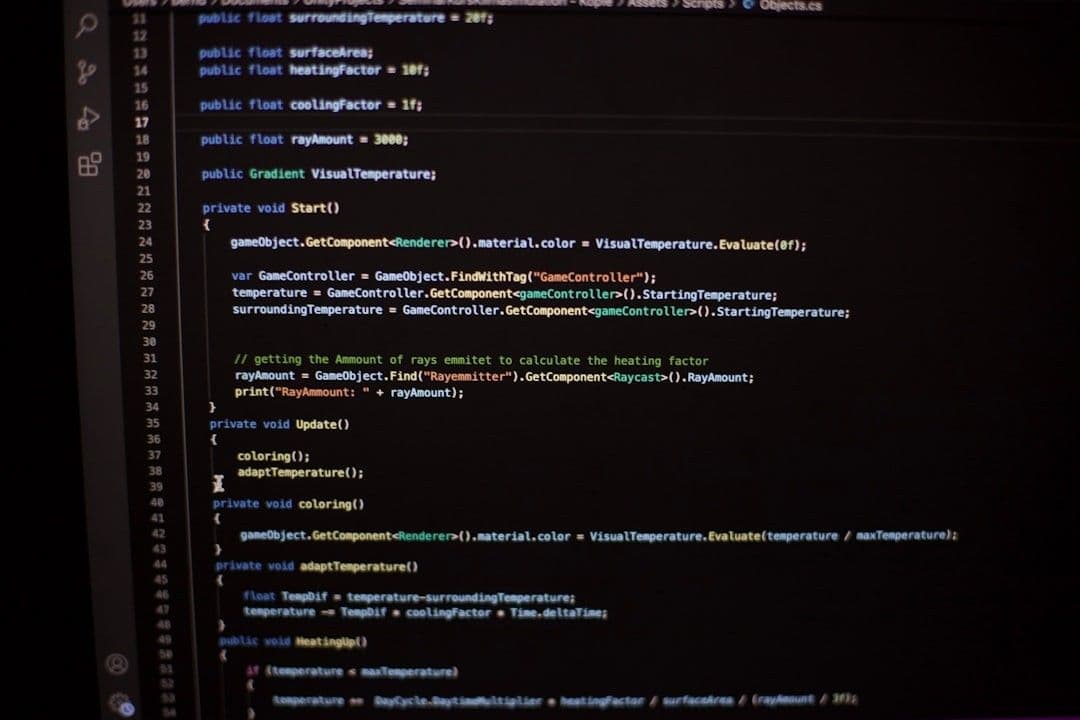 a computer screen with a bunch of lines on it — Photo Bernd 📷 Dittrich / Unsplash
