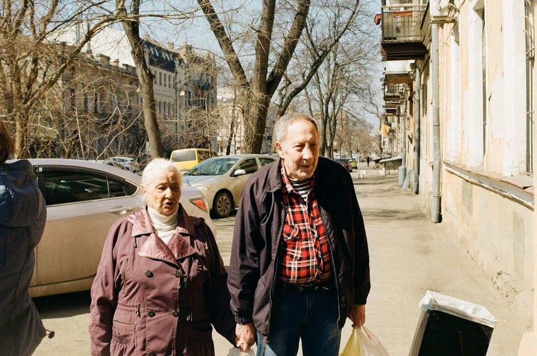 life near black sea filmed on Nikon f801, Kodak Gold Odesa, Ukraine — Photo Sasha Matveeva / Unsplash