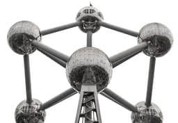 Atomium, Brussels, Belgium. — Photo Tom Podmore / Unsplash
